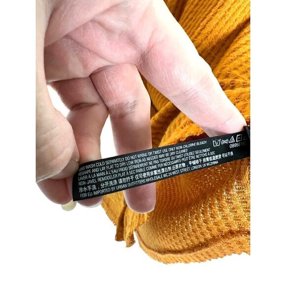 Urban outfitters out from under button up thermal - Picture 3 of 7
